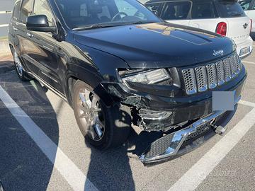 Jeep grand cherokee summit 3.0 250cv INCIDENTATA