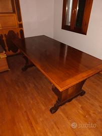 TAVOLO IN LEGNO MASSICCIO