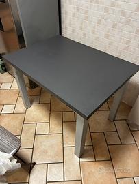 Tavolo da cucina/sala