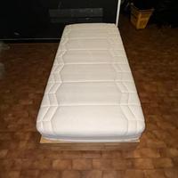 Letto singolo con materasso