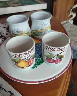 Set contenitori e piatto in ceramica 