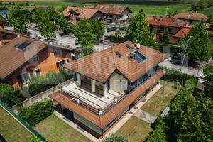 Villa o villino Pinerolo [V581VRG]
