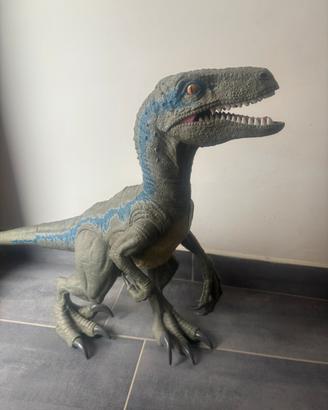 Dinosauro Gigante velociraptor BLU Jurassic World