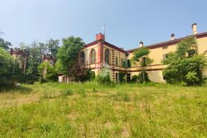 VILLA SINGOLA A CASTELLAR GUIDOBONO