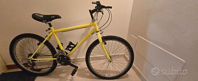 Bici 24" gialla fluo