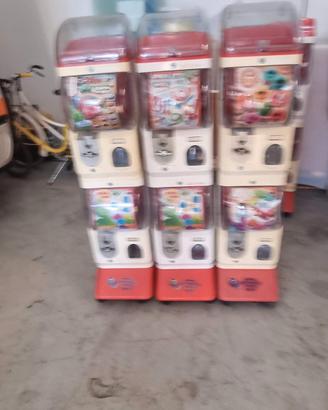 Distributori di palline per bambini