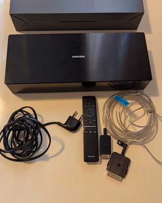 Samsung One Connect Box Q95T cavo e telecomando