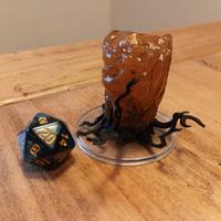 Miniatura monolite di ambra D&D