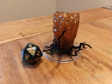 Miniatura monolite di ambra D&D
