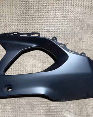 Carene lato destro per yamaha R125 anno 2024
