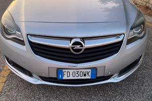OPEL INSIGNIA SPORTS TOURER COSMO 1.6 CDTI 136 CV