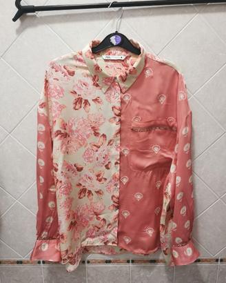 Camicia Zara rosa floreale a contrasto