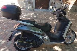 Scooter Peugeot  400