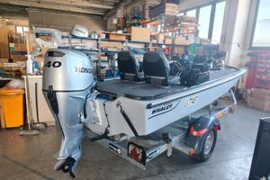 Boston Whaler 15 SS preparato da Bass Boat 