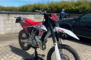 FANTIC XE 125 2025