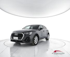 AUDI Q3 35 2.0 tdi s-tronic Business Plus