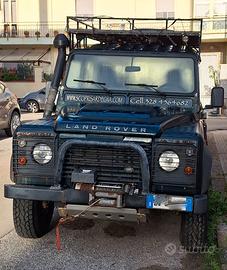 Land Rover Defender 110, td4  euro 5 del 2015