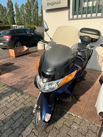 Suzuki Burgman 400 - 2003