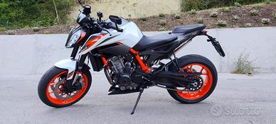 Duke 890 R del 2021 aggiornato al 07-08-2026