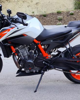 Duke 890 R del 2021 aggiornato al 07-08-2026