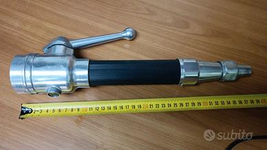 Manichetta lancia antincendio