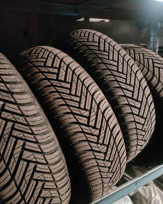 gomme Hankook 4 seasons  con cerchi 