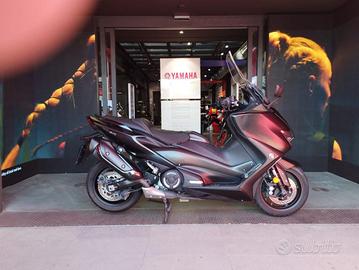 YAMAHA T-Max 560