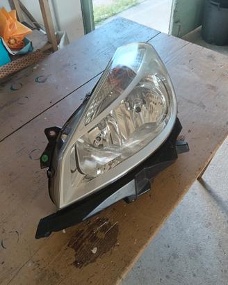 faro anteriore sx clio 3