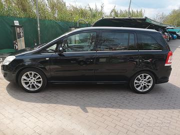 OPEL ZAFIRA B  1.8 BENZ/GPL
