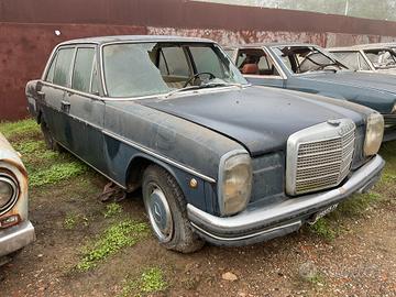 MERCEDES 250 /8 / kt DEL 1972