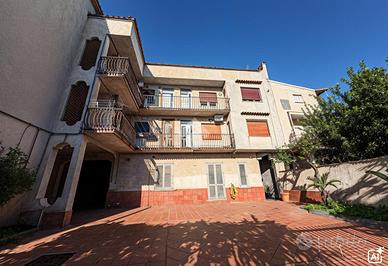 3 LOCALI A GRUMO NEVANO