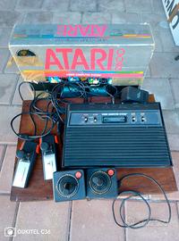 Atari 2600 con 4 joypad 🕹️