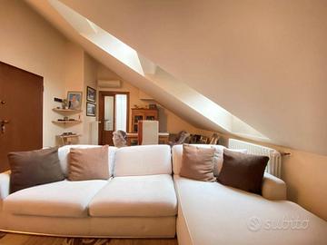 Attico / Mansarda di 75 m² con 3 locali a Milano