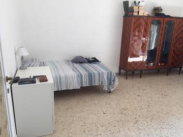 Piazza bologna stanza con balcone privato