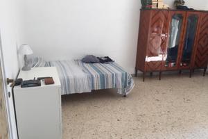 Piazza bologna stanza con balcone privato