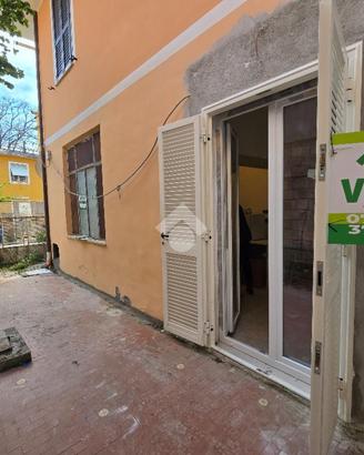 2 LOCALI A FIUGGI