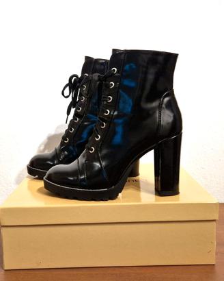 Stivaletti con tacco e plateau, nero, n.41,5