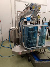 Confezionatrice verticale inox con clippatrice