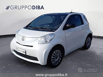 Toyota iQ 1.0 Active (sol) cvt E5