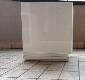 Mobile sospeso bianco stile moderno