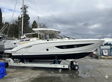 Sessa Key Largo 34  2x 220 Volvo Diesel D3