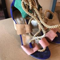 Sandali particolari multicolori da tacco tondo di