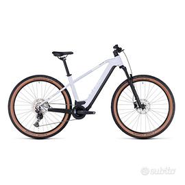 bici cube reaction hybrid pro 750