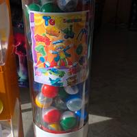 Distributore Palle da 90mm a 2 Euro 