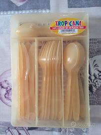 Posate in plastica da campeggio