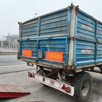 rimorchio marca Barbieri 50 q- trilaterale