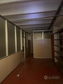 Pannelli divisori con vetro