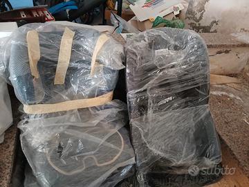 3 seggiolino auto per varie fasce di età