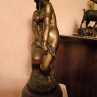 statua in bronzo 