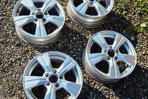 Cerchi in lega Mercedes 16"